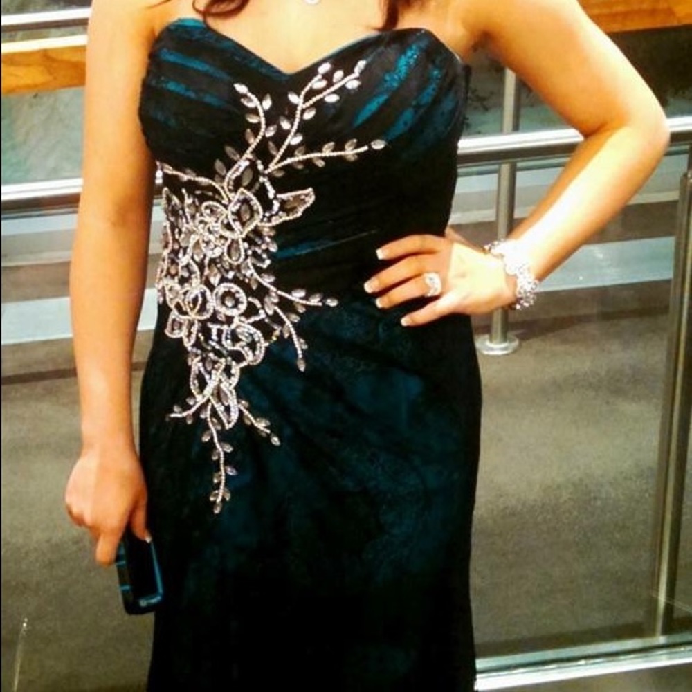 Prom dress! Worn only once